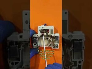 🔥 “Fechamos curto” em um disjuntor aberto 😳